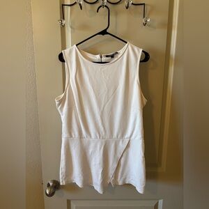 Gianni Bini Classic White Top - RARE - Work, business, classic, layering